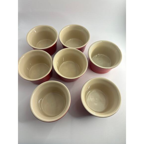 Le Creuset Red Stoneware Ramekins Set of 7 Custard/Single‑Serve Bakers - Picture 5 of 6